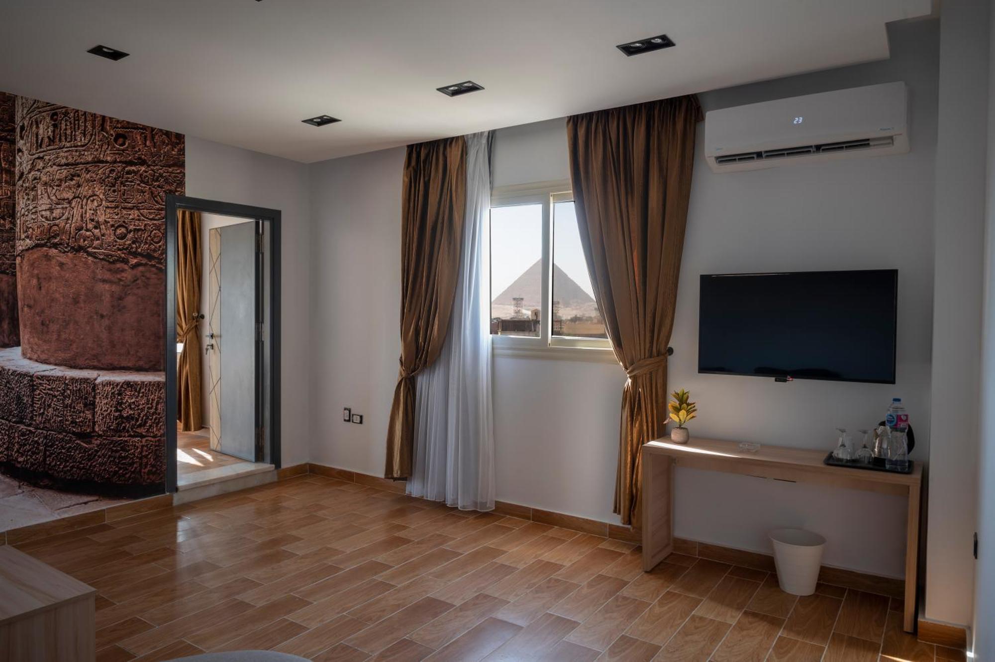 Palm Pyramids View Hotel Kafret el-Gabal エクステリア 写真